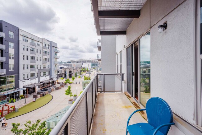 Building Photo - 121 E Freedom Way