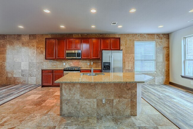 Building Photo - 42 Rocky Point Ct