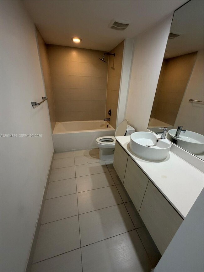 Building Photo - 4250 Biscayne Blvd