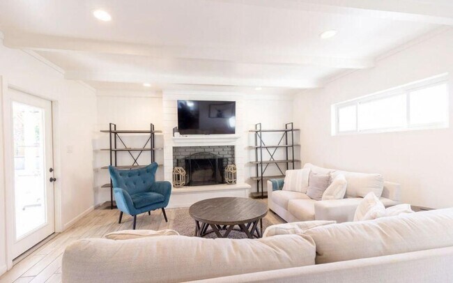 Building Photo - 4214 N 20th St