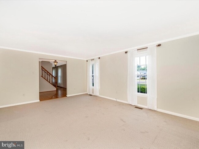 Building Photo - 5914 Lawrence Ct