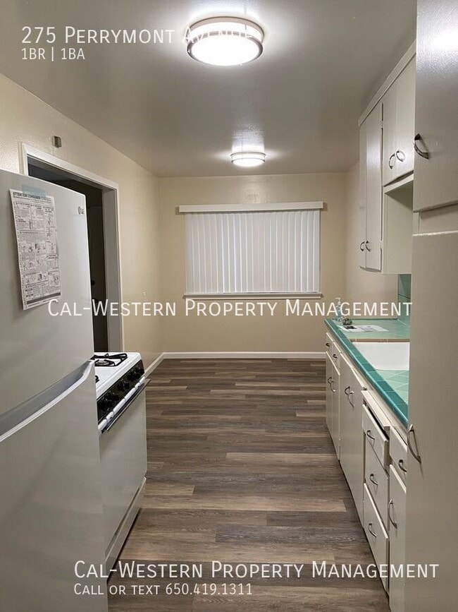 Building Photo - 275 Perrymont Ave