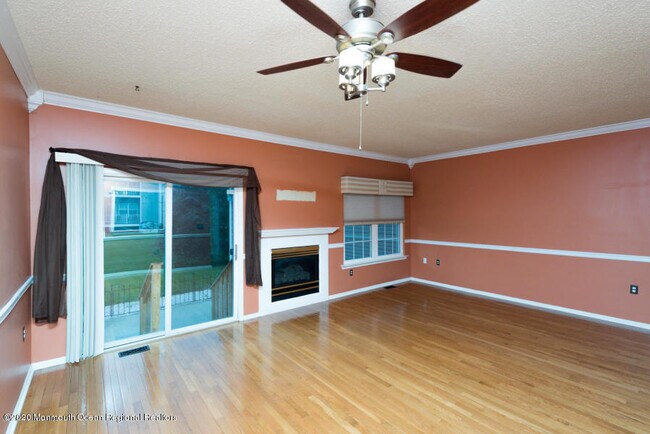 Building Photo - 3904 Plowmans Ct