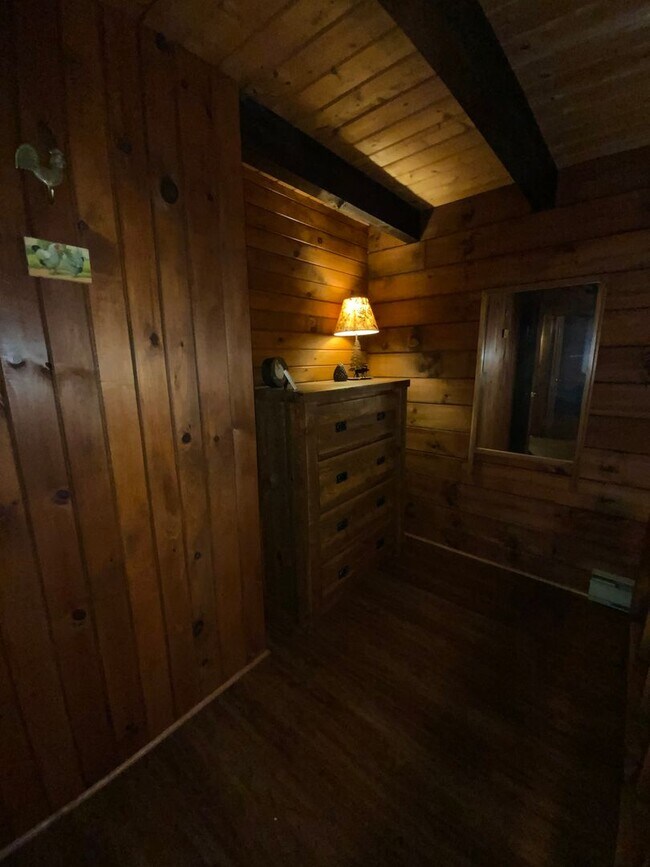 Building Photo - 88 Fox Rd