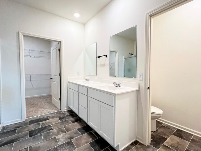 Building Photo - 6308 Juniper Dr