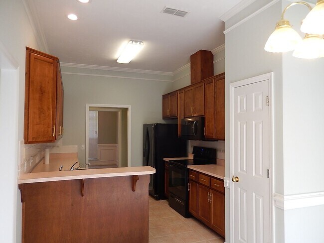 Building Photo - LOVELY 4/2.5 in Buck Lake Area on 1 Acre w/ 2 Car Garage, Washer/Dryer, Lawn Maint, & 2228 sq ft!...