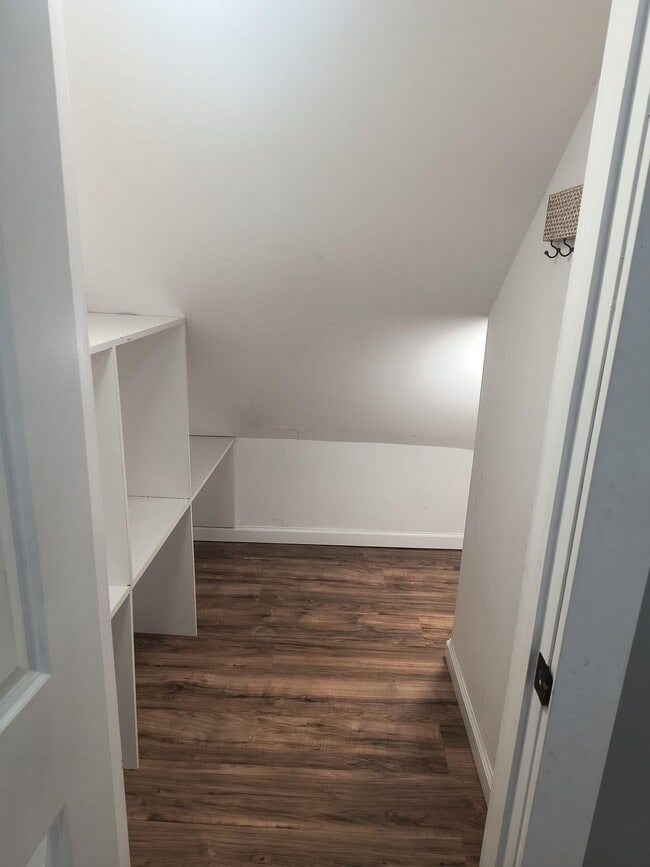 Building Photo - 530-532-532 40th St