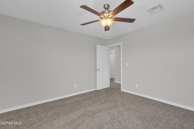 Building Photo - 544 La Entrada Cir