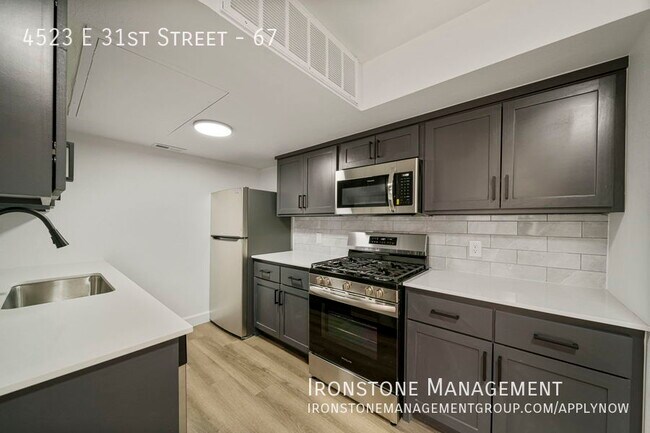 Building Photo - 4523 E 31st St