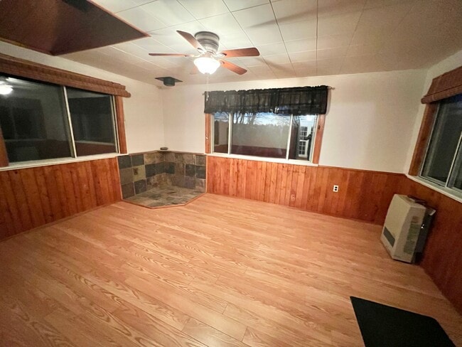 Building Photo - 136 Millvale Rd