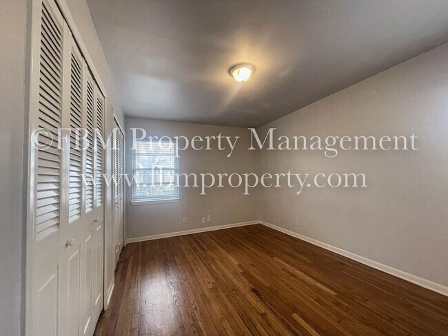 Building Photo - 214 Pensacola Ave