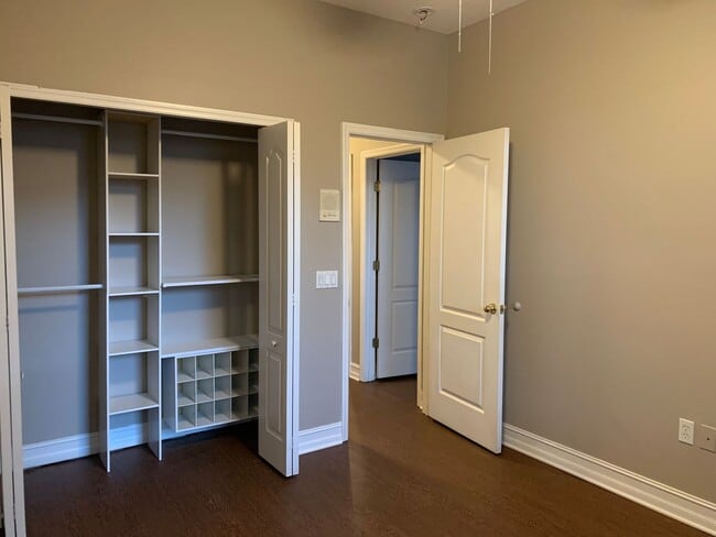 Building Photo - Charming 3/2 home w/ formal office/4th bedroom and fenced yard in Harmony