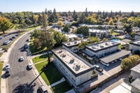 Building Photo - Parkside Townhomes Apartments