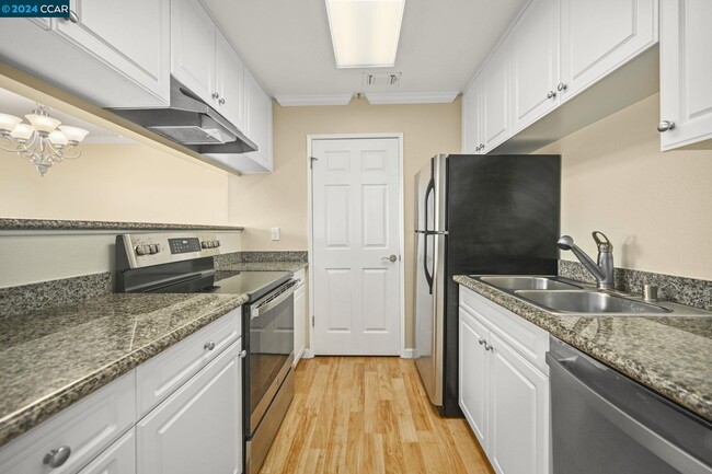 Building Photo - 785 Watson Canyon Ct