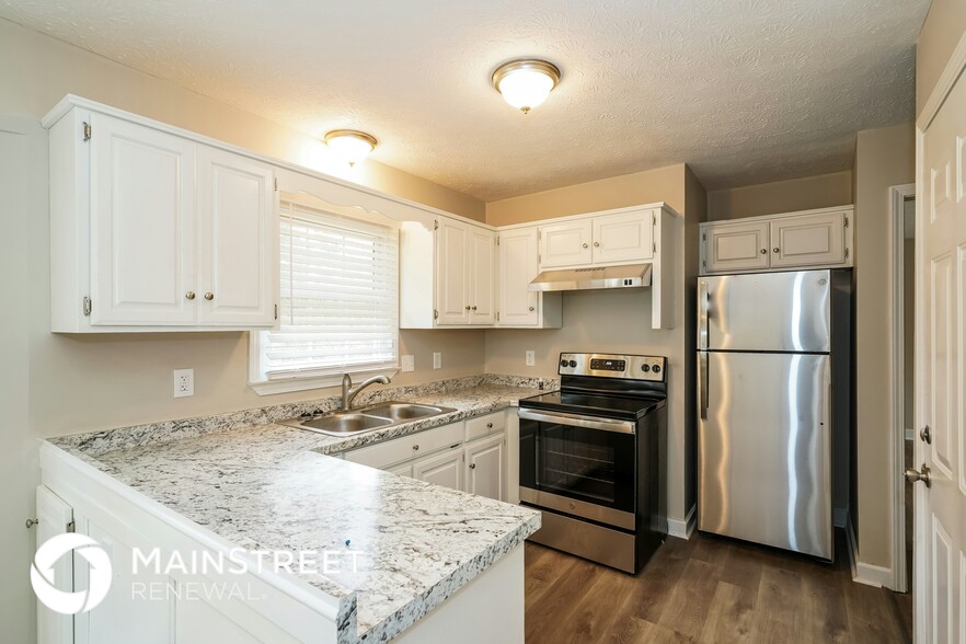 Building Photo - 1011 Coulsons Ct