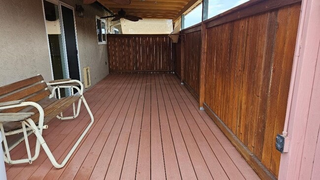 Building Photo - 10216 Princess Sarit Way