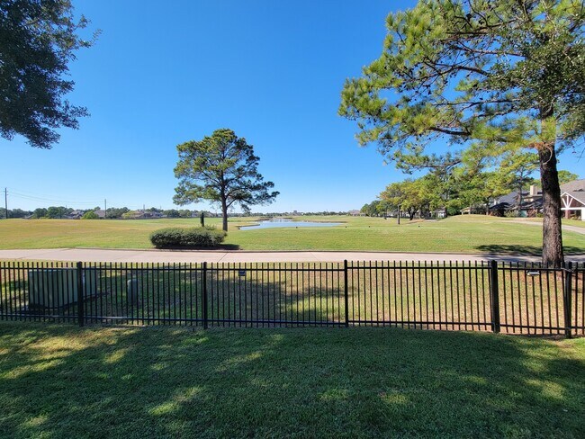 Building Photo - 11115 Brandon Gate