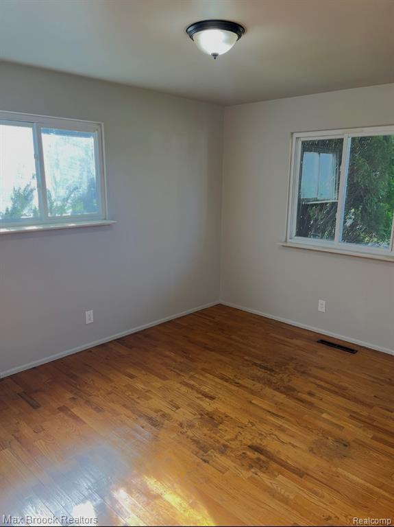 Building Photo - 1102 Davenport Dr