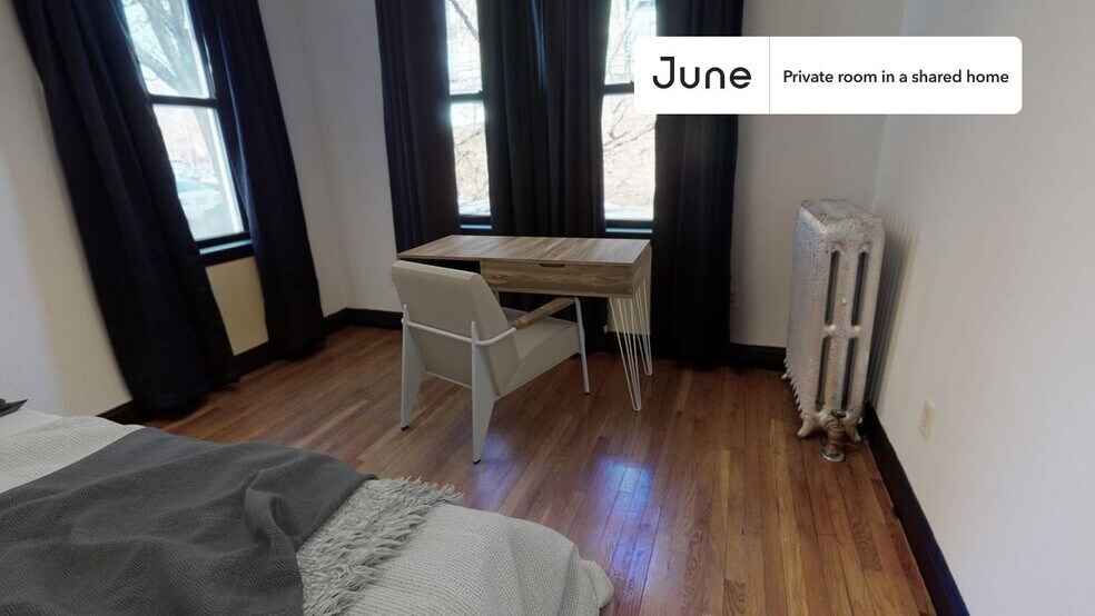 Building Photo - Room in Shared 4 bed/2.5 bath home
