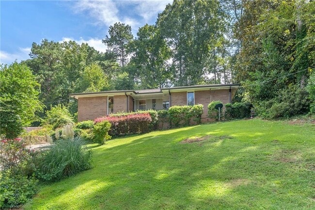 Building Photo - 1449 Southland Vista Ct NE