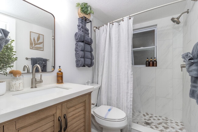 Building Photo - 9605 129th Ave