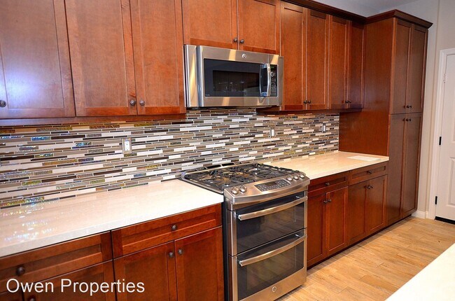 Building Photo - 4 br, 3 bath House - 1005 Sea Glass Way
