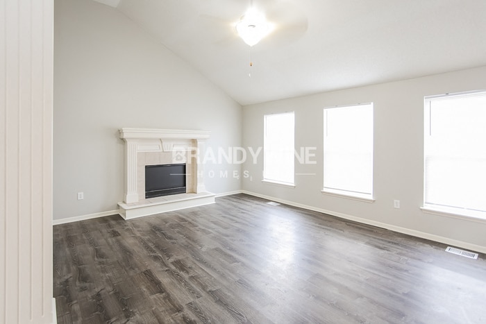 Building Photo - 615 Patrick Dr