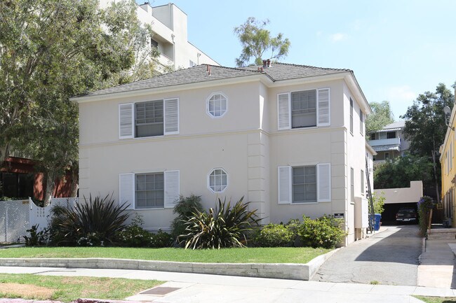 Primary Photo - 436-440 Kelton Ave