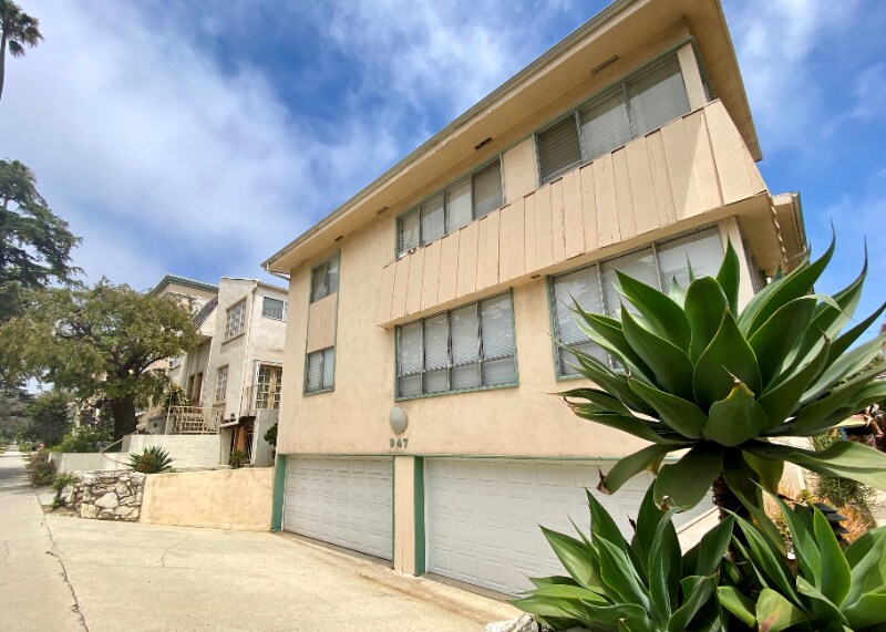 Primary Photo - 947 12th St