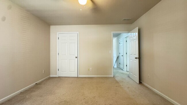 Building Photo - 3695 Fedorite Walk