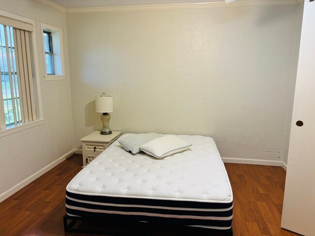 Building Photo - 4901 Timber Ln