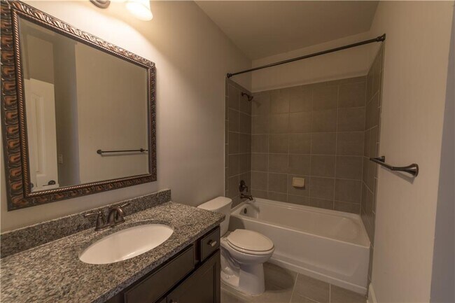 Building Photo - 7445 Oldbury Pl