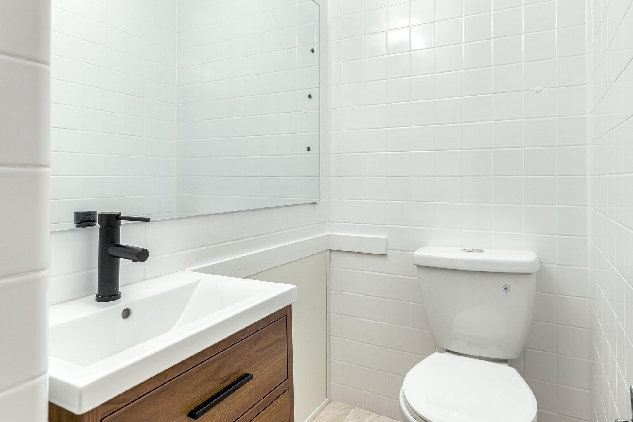 Building Photo - 7244 Forsyth Blvd