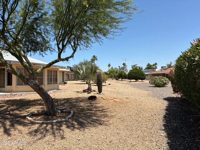Building Photo - 17807 N 125th Dr