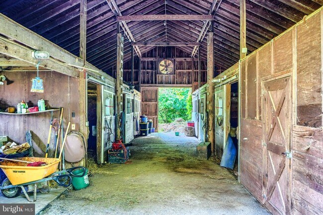 Building Photo - 2101 Tufton Ave