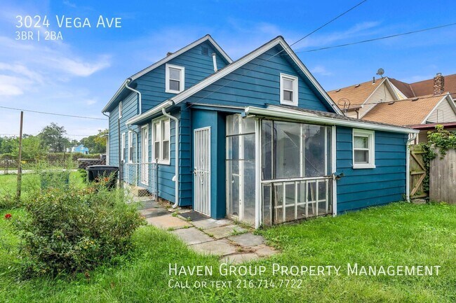 Building Photo - 3024 Vega Ave