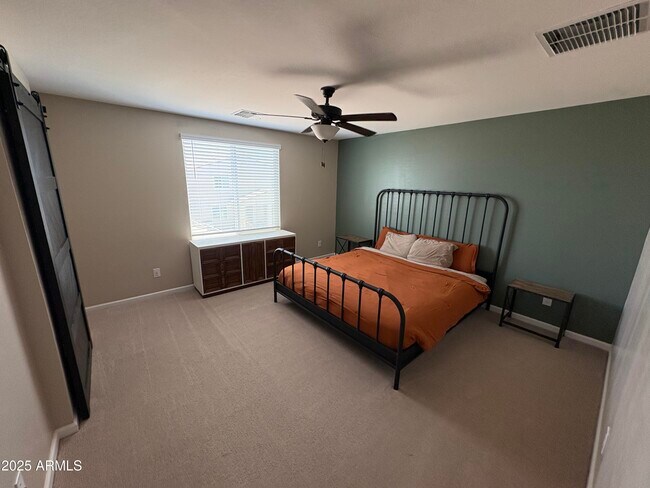 Building Photo - 17441 W Paraiso Ln