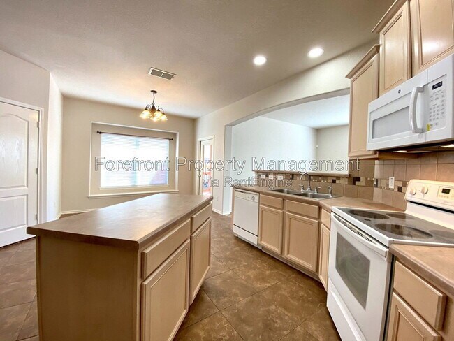 Building Photo - 21518 La Pena Dr