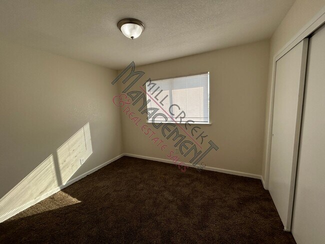 Building Photo - 1498 E Cerritos Ave