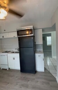 Building Photo - 2118 N 19th Ave