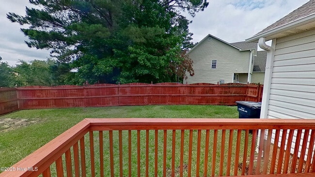 Building Photo - 108 Chastain Dr