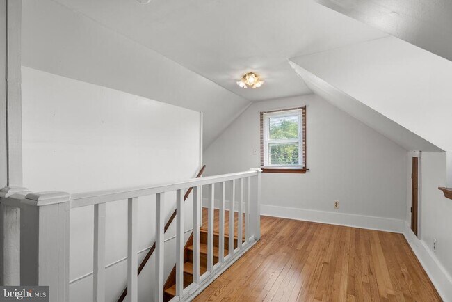 Building Photo - 15605 Hanover Pike