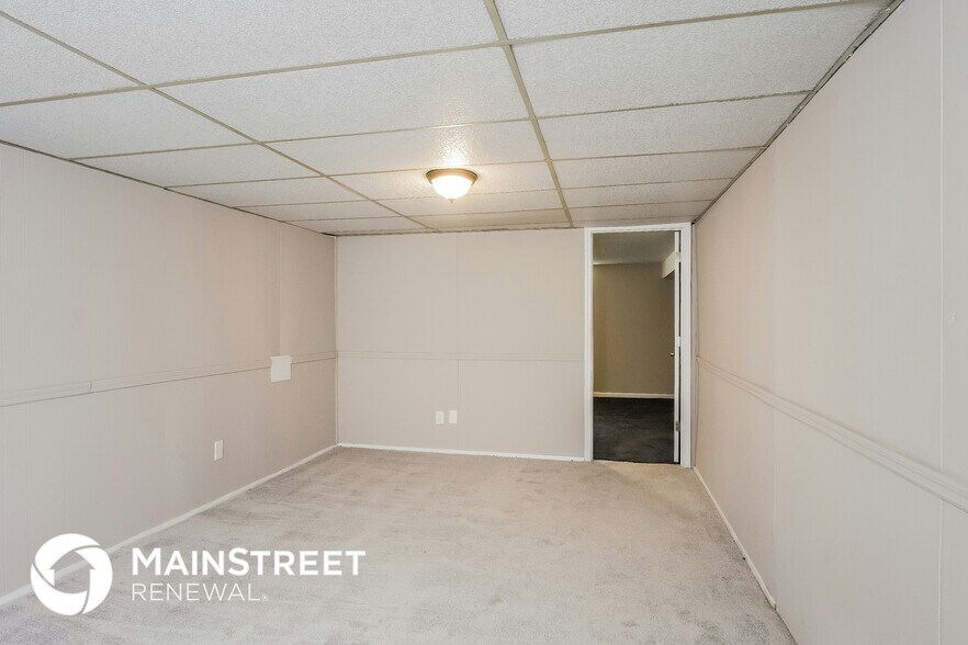 Building Photo - 11804 Leemont Dr