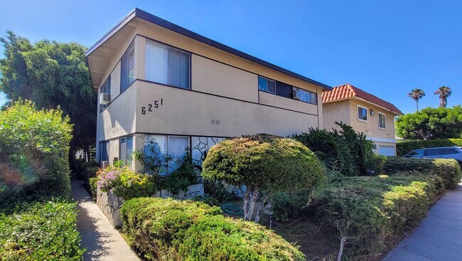 Newly Remodeled! 1 Bedroom - 6251 Milton Ave