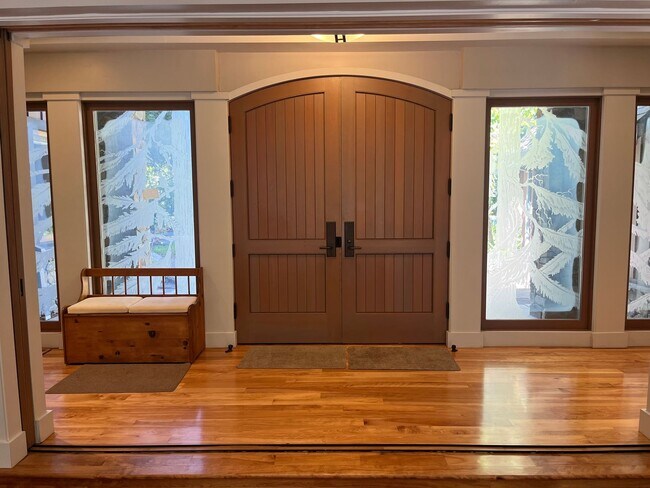 Building Photo - Luxury Furnished Monte Sereno Estate | Short-Term Executive Lease | Resort-Style Living
