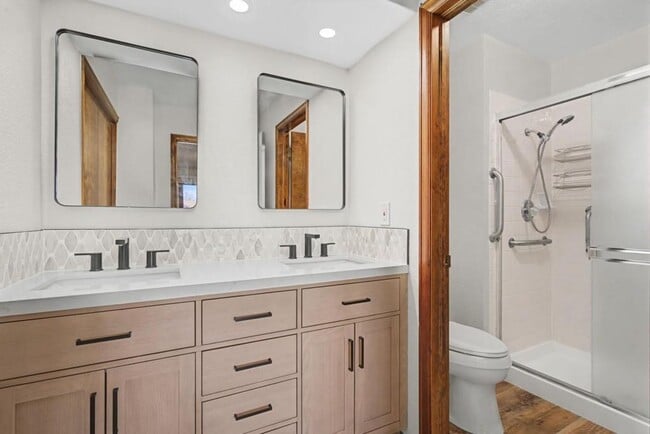 Building Photo - 3089 Aspen Dr