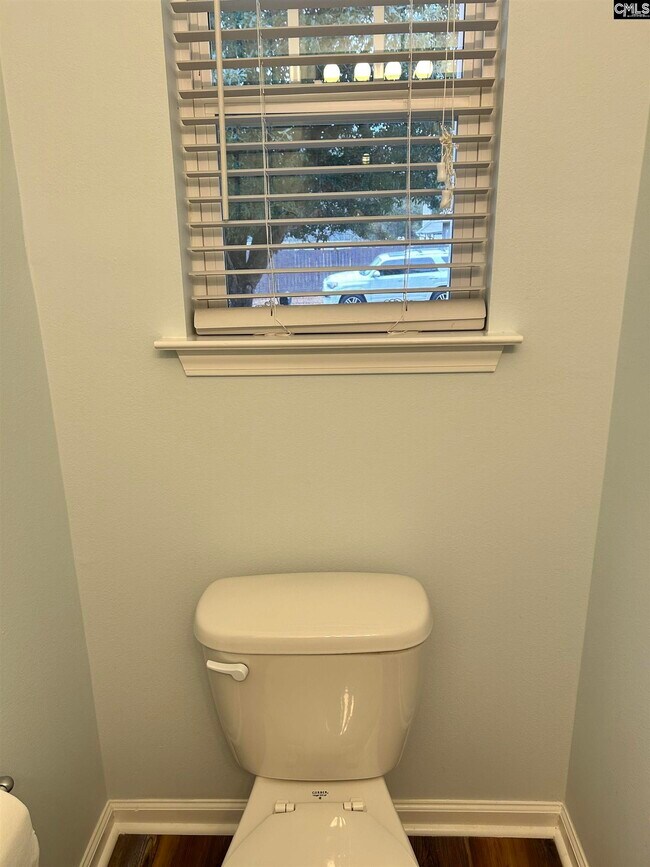 Building Photo - 454 Westmoreland Rd