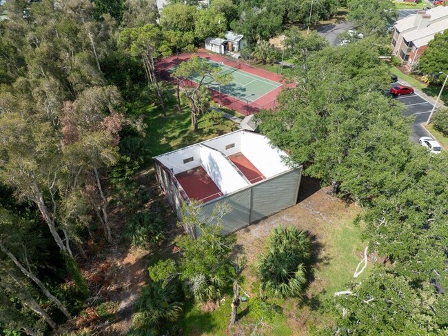 Building Photo - 9100 Dr M.L.K. Jr St N