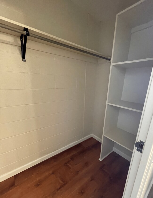 Building Photo - Breezy 4th Floor Apartment in Cathedral Point-Melemanu in Mililani