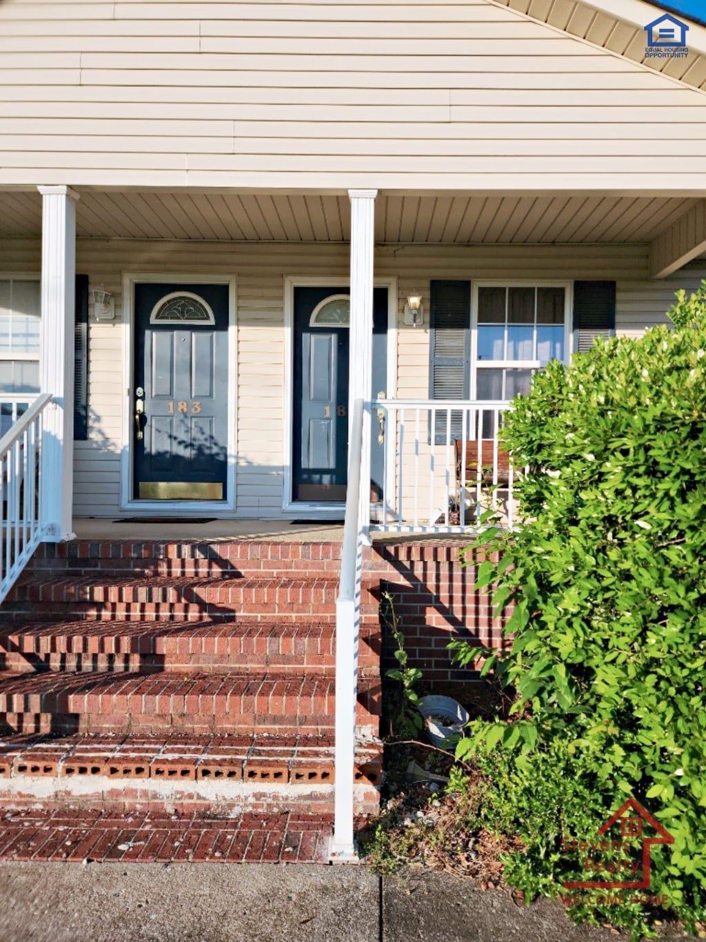 Building Photo - 185 Woodlee Ct